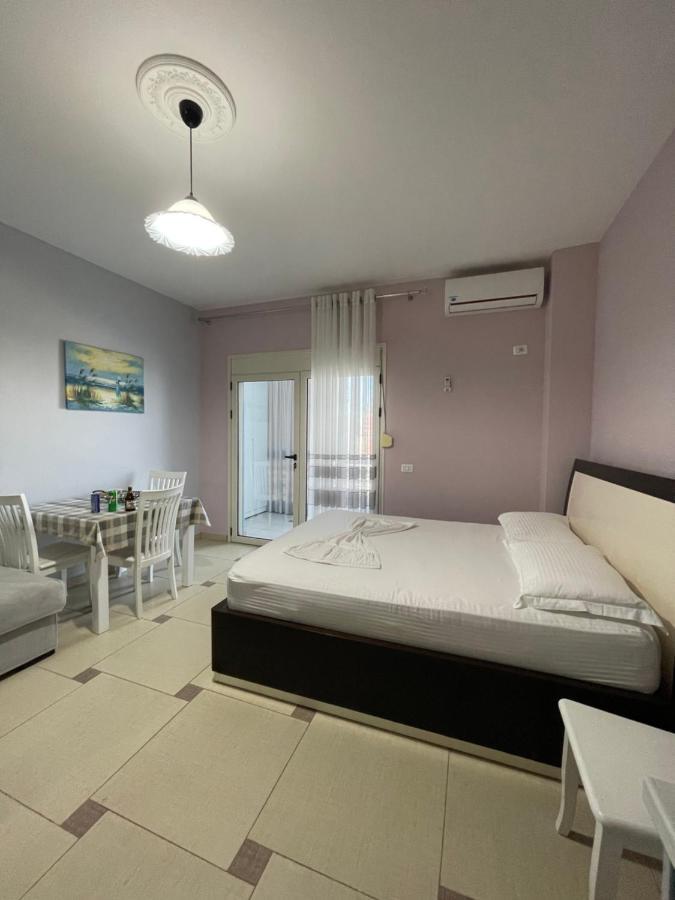 Amaris Apartments Durres Exterior photo